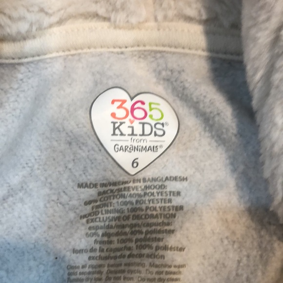 Fleece lined matching two piece sweatsuit with sequins. - Picture 5 of 7